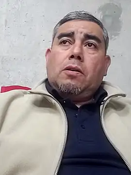 Snapshot of Manolete007x chatting on April 2026 11:37:02 PM Manolete007x online show from April 2026 11:37:02 PM
