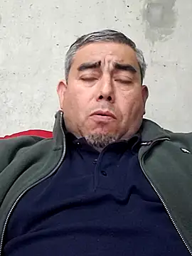 Snapshot of Manolete007x chatting on April 2026 12:12:01 AM Manolete007x online show from April 2026 12:12:01 AM