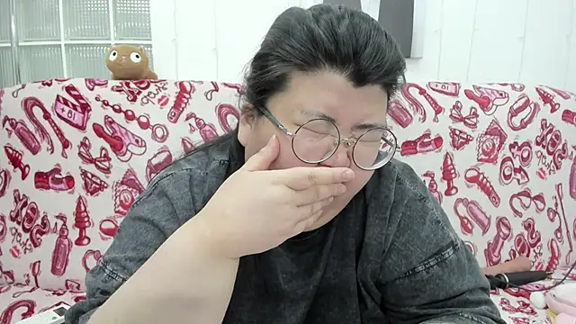 Snapshot of Nadine_asian chatting on May 2026 01:23:02 AM Nadine asian online show from May 2026 01:23:02 AM