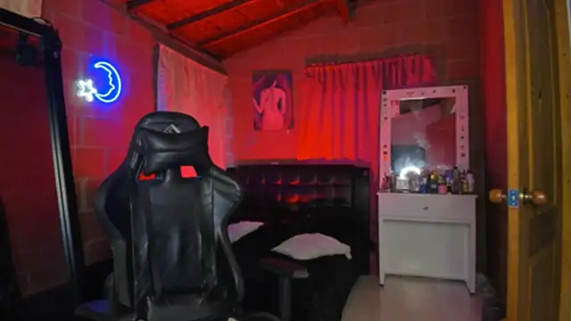 johedija online show from September 2025 10:46:01 PM