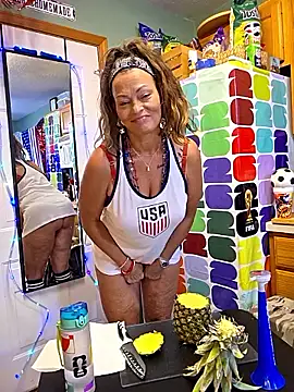 Snapshot of Erotic_and_Exotic chatting on June 2026 08:17:01 AM Erotic and Exotic online show from June 2026 08:17:01 AM