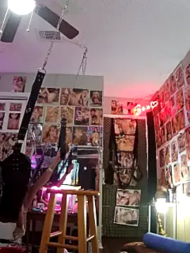 luvs2cumm69 online show from March 2025 11:29:02 AM