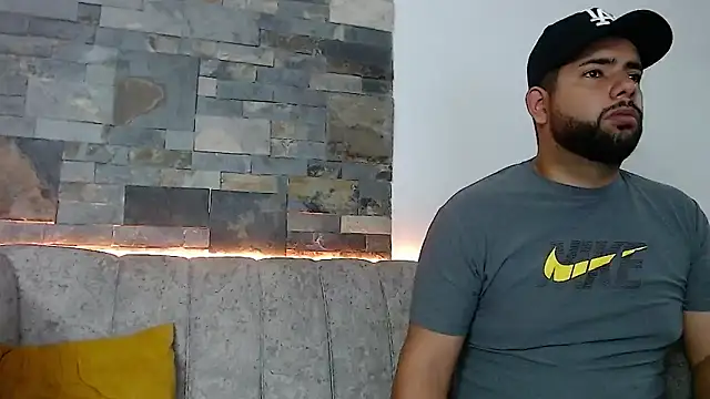 passionate love22 online show from February 2026 12:15:01 PM