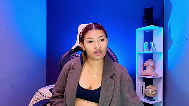 Snapshot of JadaRoberts chatting on September 2025 12:05:01 PM JadaRoberts online show from September 2025 12:05:01 PM