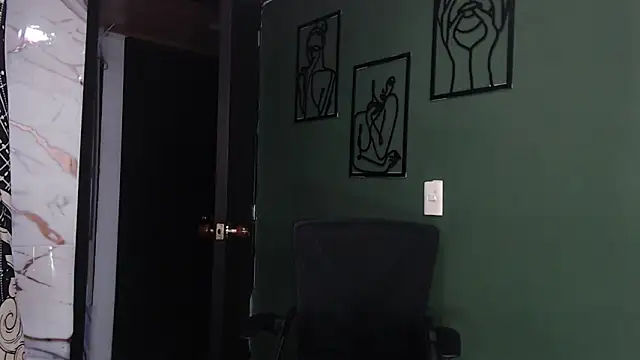 JadaRoberts online show from May 2026 12:33:01 PM