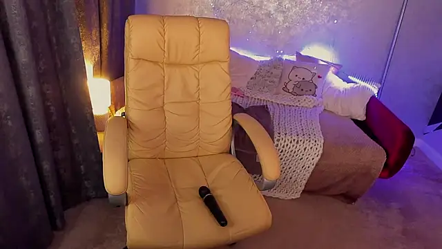 RosieMoons online show from January 2025 05:23:02 PM