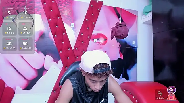 Snapshot of sexy_blacks_ chatting on February 2025 11:34:01 AM sexy blacks online show from February 2025 11:34:01 AM