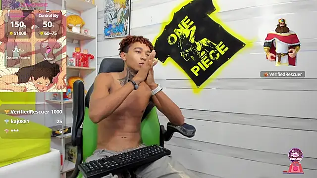 Snapshot of sexy_blacks_ chatting on February 2025 05:39:02 PM sexy blacks online show from February 2025 05:39:02 PM