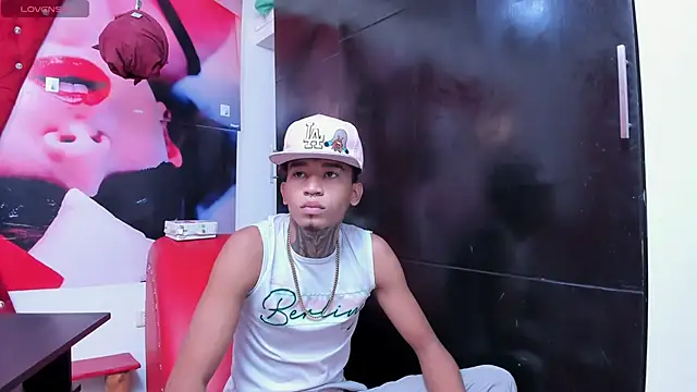 Snapshot of sexy_blacks_ chatting on March 2025 11:22:02 AM sexy blacks online show from March 2025 11:22:02 AM