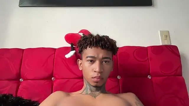 Snapshot of sexy_blacks_ chatting on October 2025 12:30:02 PM sexy blacks online show from October 2025 12:30:02 PM