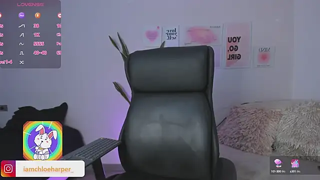 ChloeHarper  online show from February 2025 12:37:01 PM