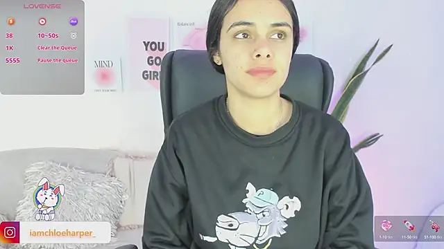 ChloeHarper  online show from February 2025 12:42:01 PM