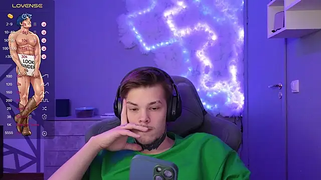 DENIS HERE online show from December 2024 04:06:01 PM