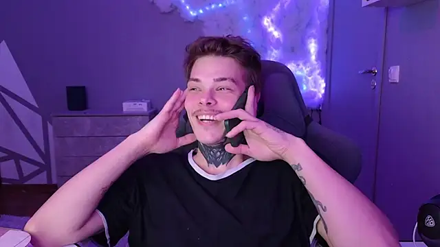 DENIS HERE online show from December 2024 06:06:02 PM