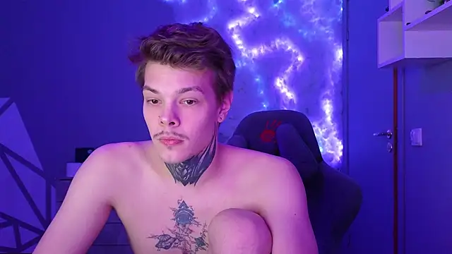 DENIS HERE online show from December 2024 06:38:01 PM