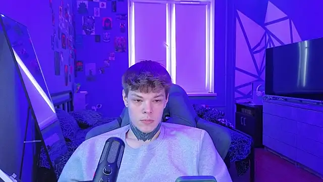 DENIS HERE online show from March 2025 12:35:02 PM