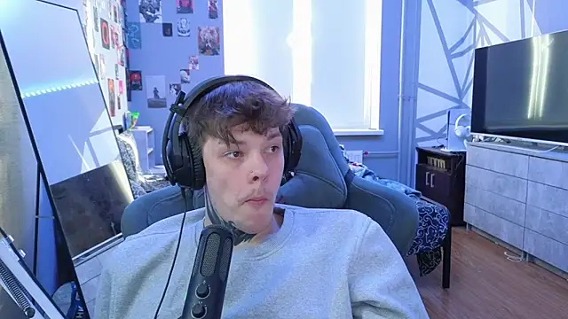 DENIS HERE online show from March 2025 01:49:01 PM