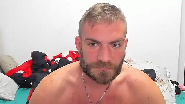 Snapshot of 10in_deluxe chatting on December 2024 05:08:01 PM 10in deluxe online show from December 2024 05:08:01 PM