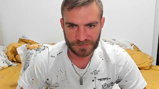 Snapshot of 10in_deluxe chatting on January 2025 10:20:02 AM 10in deluxe online show from January 2025 10:20:02 AM