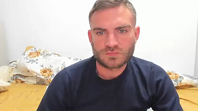 Snapshot of 10in_deluxe chatting on January 2025 08:51:02 AM 10in deluxe online show from January 2025 08:51:02 AM