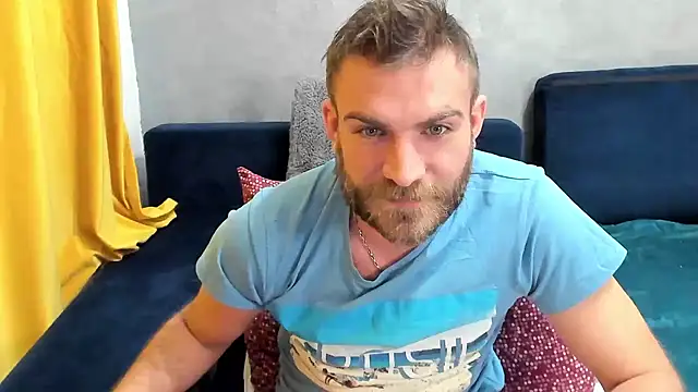 Snapshot of 10in_deluxe chatting on February 2025 04:47:01 PM 10in deluxe online show from February 2025 04:47:01 PM