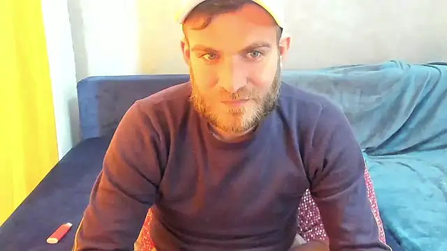 Snapshot of 10in_deluxe chatting on March 2025 09:55:02 AM 10in deluxe online show from March 2025 09:55:02 AM