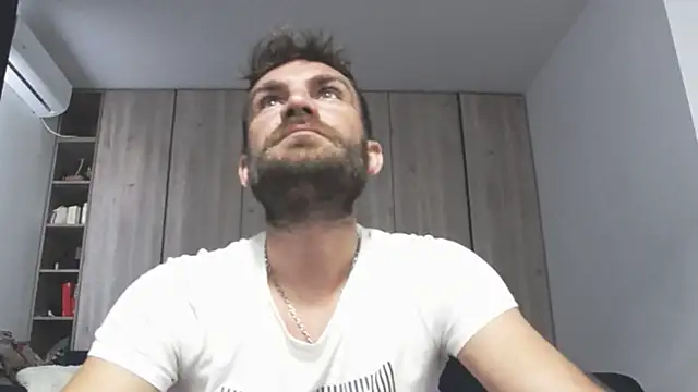 Snapshot of 10in_deluxe chatting on November 2025 07:30:01 AM 10in deluxe online show from November 2025 07:30:01 AM