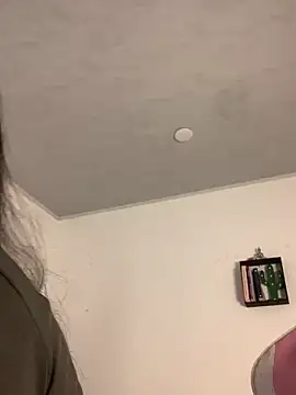 Snapshot of violet-333 chatting on January 2025 06:09:02 PM violet-333 online show from January 2025 06:09:02 PM