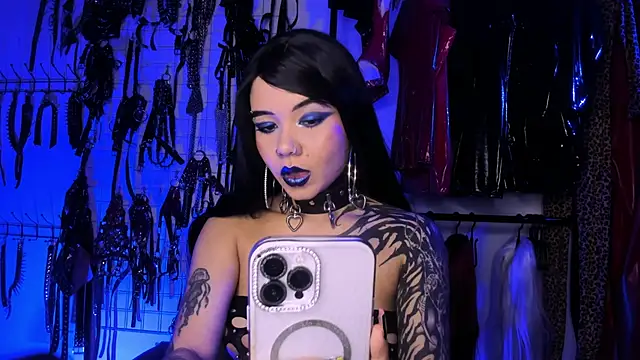 irregular fetish  online show from September 2025 03:29:01 AM