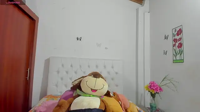VenussVega online show from June 2026 05:59:01 PM