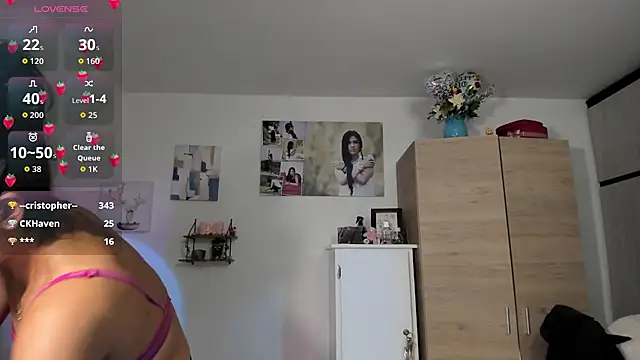 VeronikaOlsen online show from September 2025 01:06:02 AM