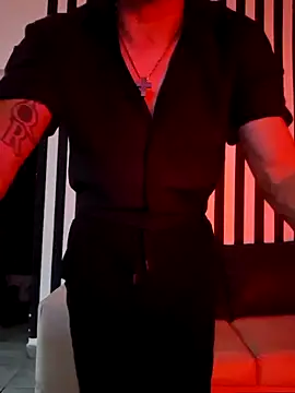 Snapshot of pretorianoo53 chatting on March 2026 04:01:01 AM pretorianoo53 online show from March 2026 04:01:01 AM