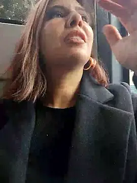 scarlett moore online show from September 2025 02:00:01 PM