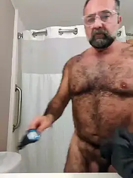 chainjulious online show from February 2025 11:44:02 AM