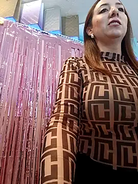 Mia Novikov online show from May 2026 05:11:01 PM