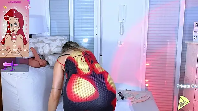 Tawny cox online show from December 2024 07:13:02 AM