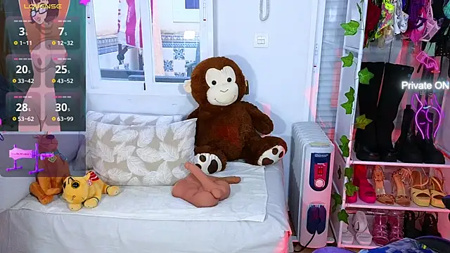 Tawny cox online show from February 2025 03:48:02 PM