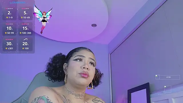 foxxy-lov3 online show from October 2025 12:06:01 PM