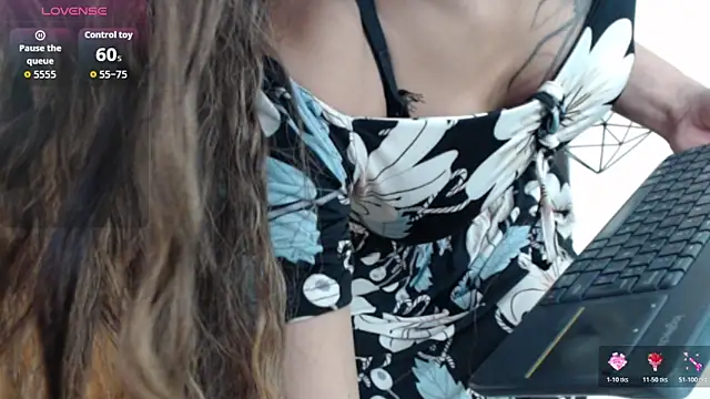 hilary rodriguez online show from November 2025 07:34:02 PM