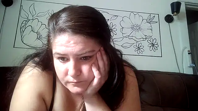 creativescholar1992 online show from September 2025 06:51:01 PM