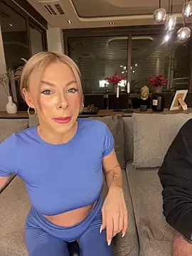 Snapshot of SexOnMyLvL chatting on January 2025 09:13:01 PM SexOnMyLvL online show from January 2025 09:13:01 PM