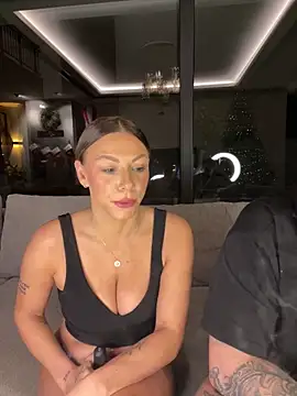 Snapshot of SexOnMyLvL chatting on November 2025 09:09:02 PM SexOnMyLvL online show from November 2025 09:09:02 PM