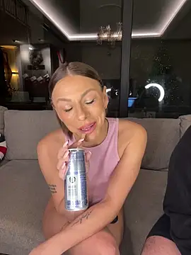 Snapshot of SexOnMyLvL chatting on November 2025 08:09:01 PM SexOnMyLvL online show from November 2025 08:09:01 PM