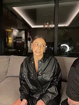 Snapshot of SexOnMyLvL chatting on December 2025 09:10:02 PM SexOnMyLvL online show from December 2025 09:10:02 PM