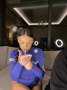 Snapshot of SexOnMyLvL chatting on February 2026 09:31:02 PM SexOnMyLvL online show from February 2026 09:31:02 PM