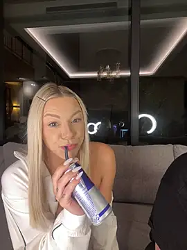 SexOnMyLvL online show from April 2026 08:20:02 PM