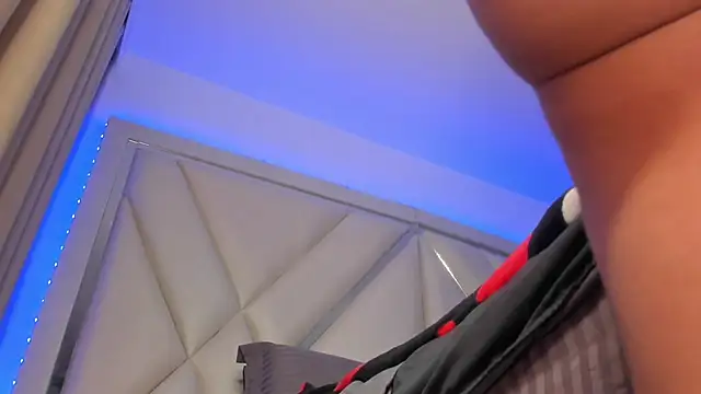 andreafernandz online show from January 2025 07:38:02 AM