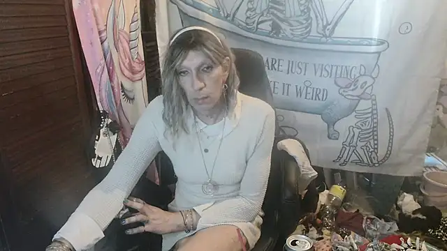 Ombeline1 online show from March 2026 04:13:01 PM