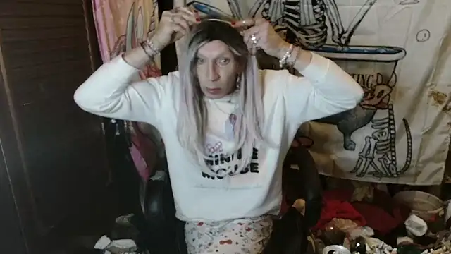 Ombeline1 online show from March 2026 02:17:02 AM