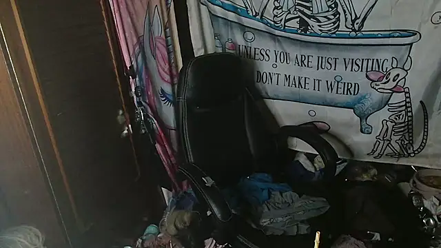 Ombeline1 online show from April 2026 08:07:02 PM